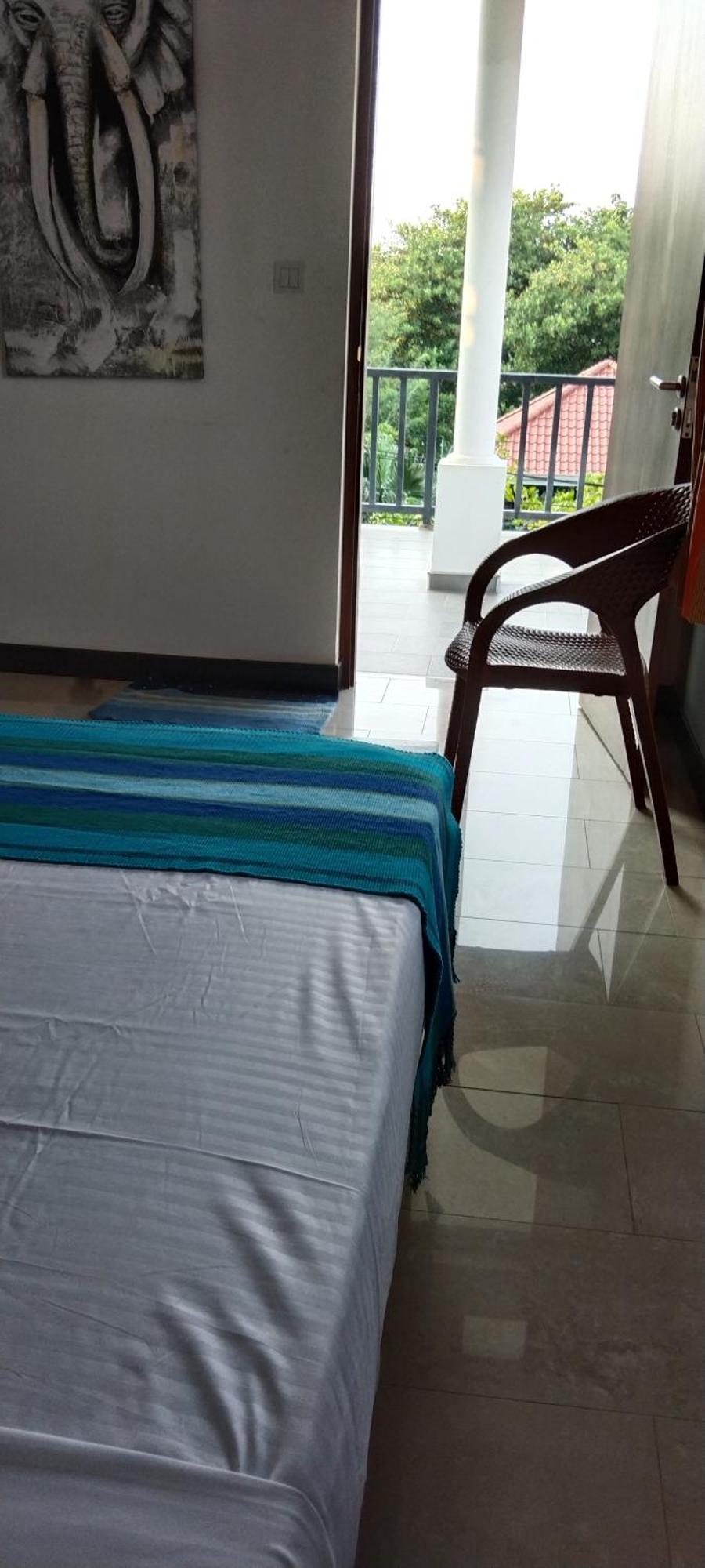 Pick & Go White House Bed and Breakfast Negombo Exteriör bild